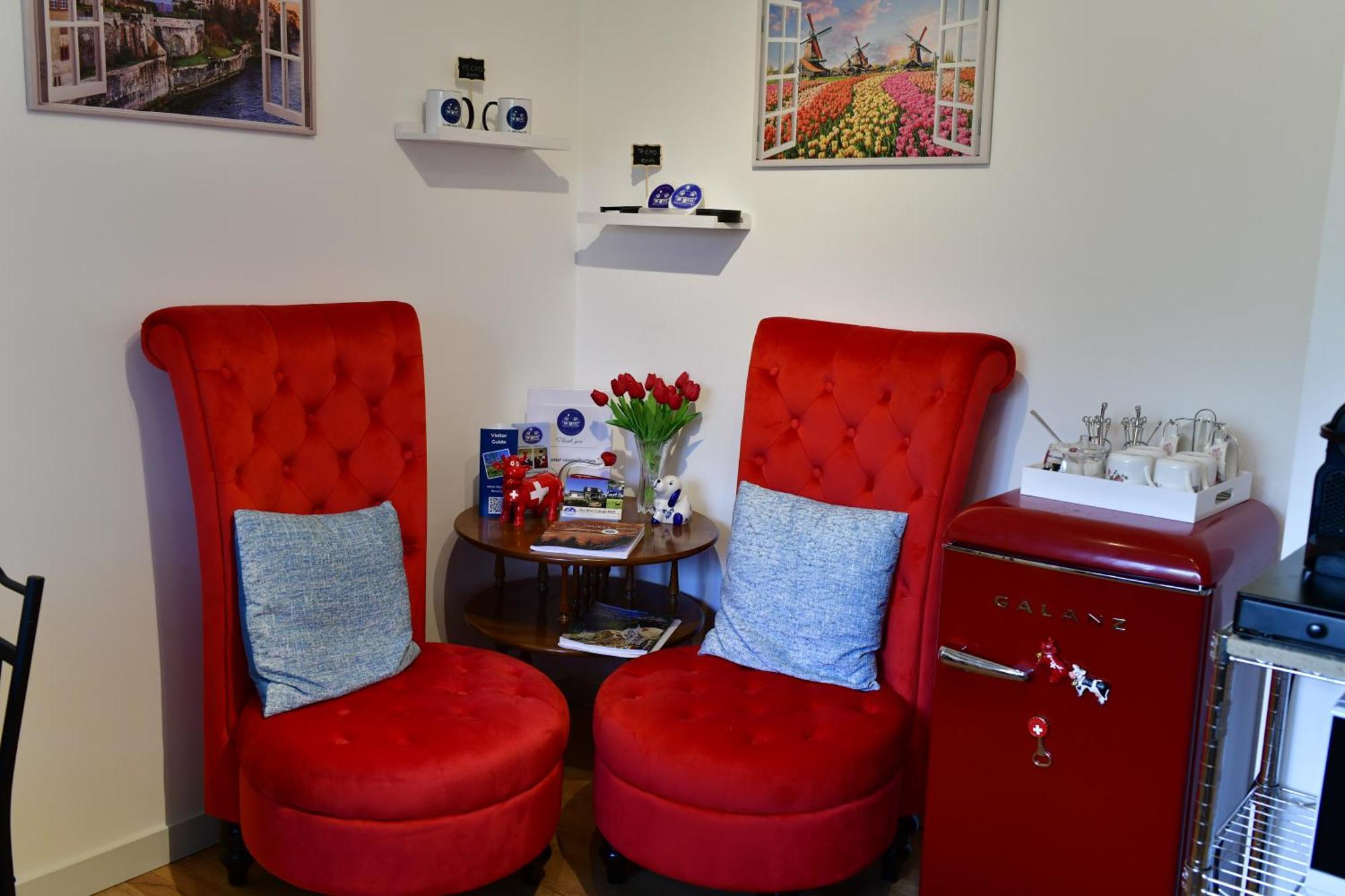 The Blue Cottage B&B Seventy Mile House Buitenkant foto