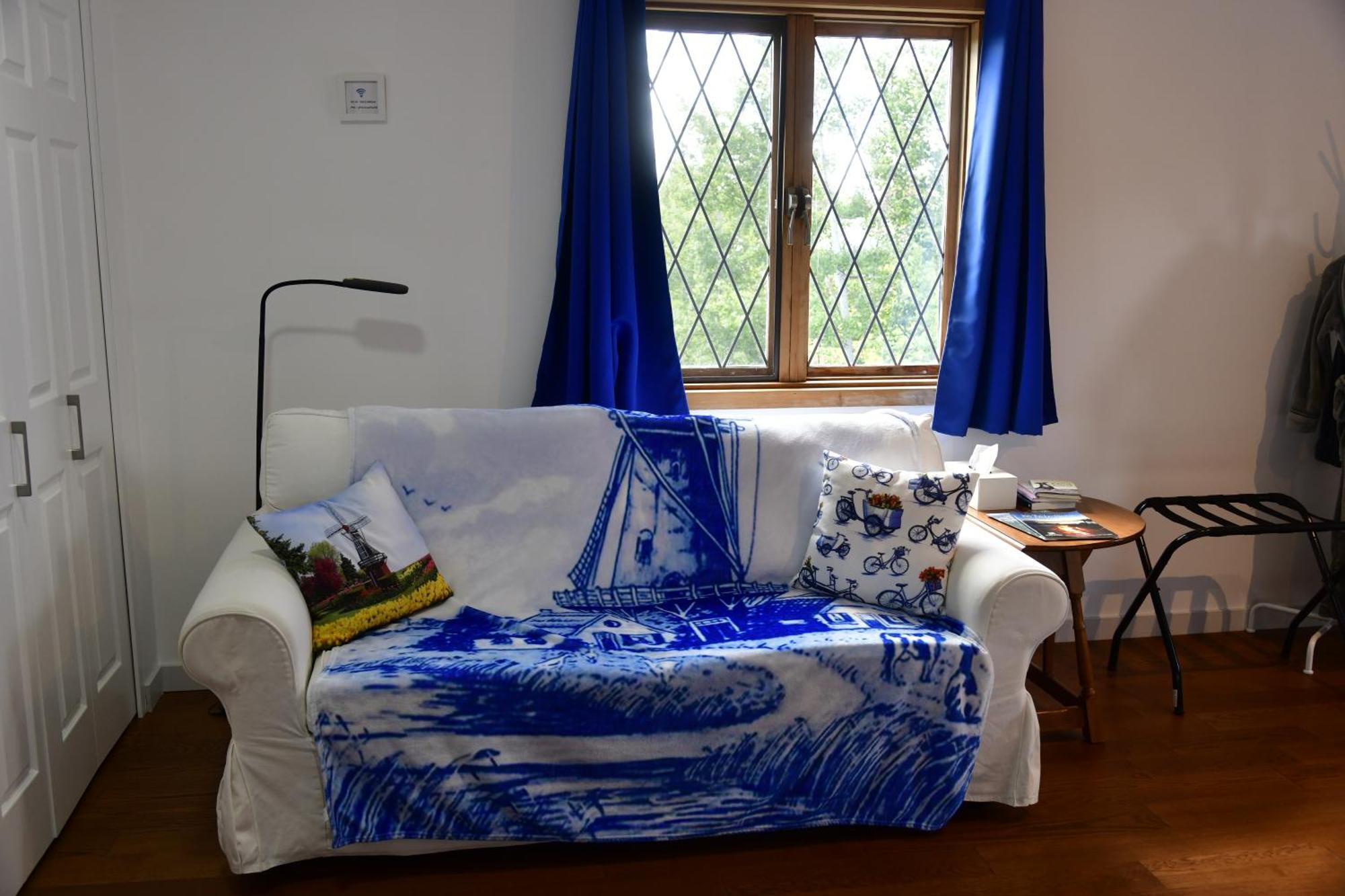 The Blue Cottage B&B Seventy Mile House Buitenkant foto